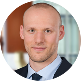 Headshot of Jonas Ganz